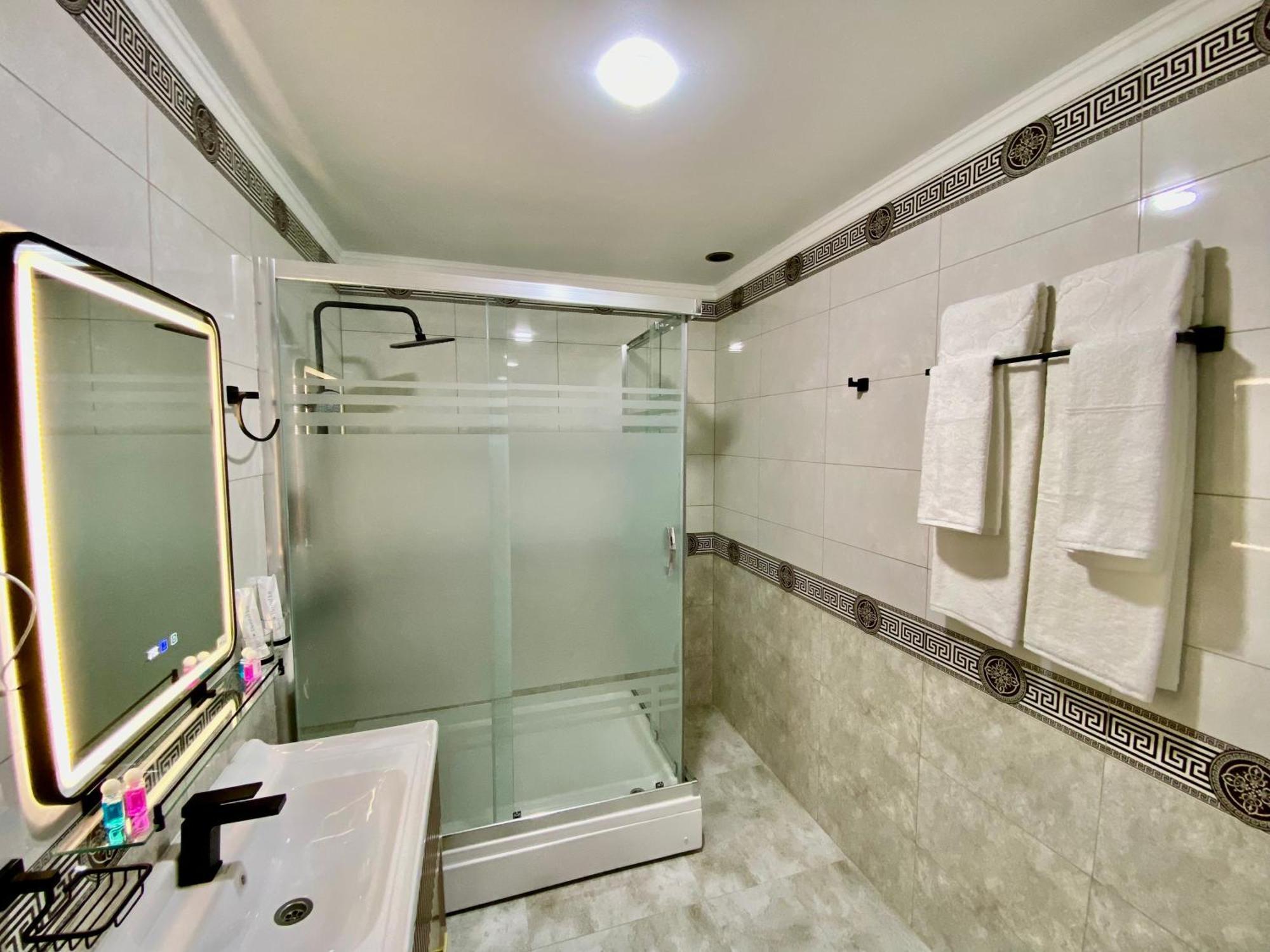 Isakhoja Hotel 히바 외부 사진