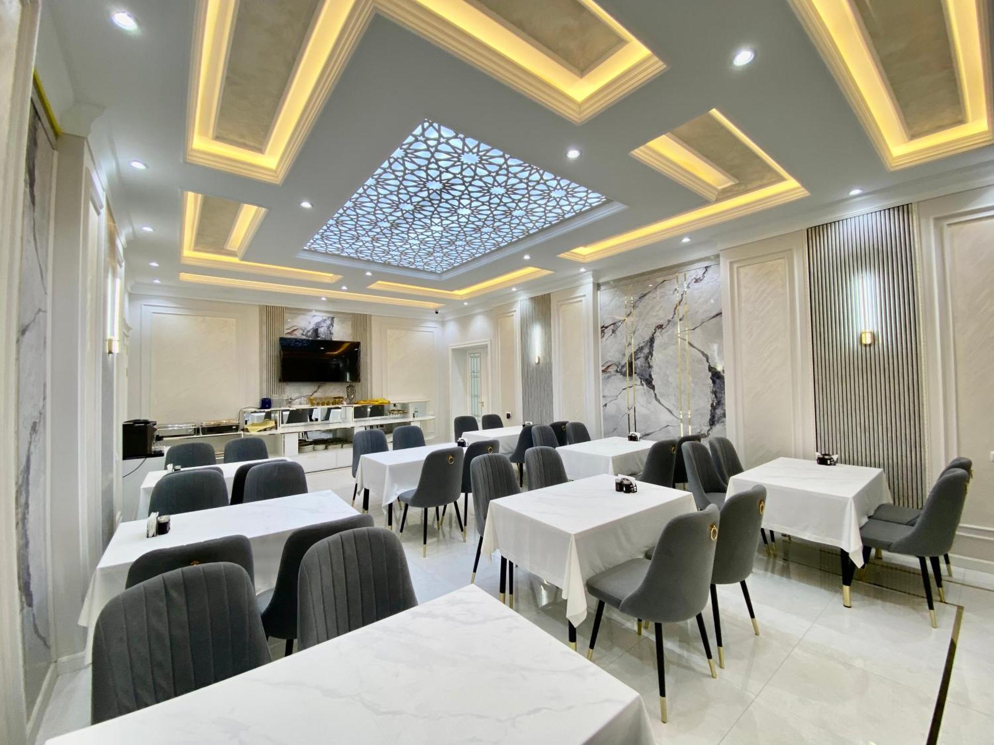Isakhoja Hotel 히바 외부 사진